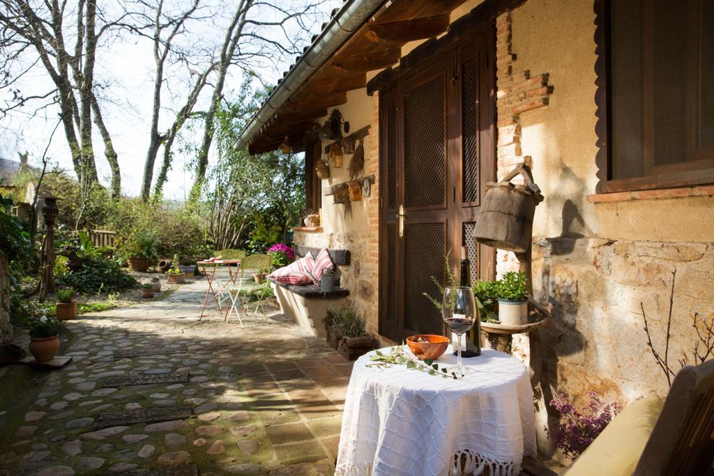 Casa Rural La Casa Del Bosque Navaconcejo Eksteriør billede